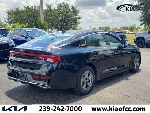 Used 2022 Kia K5 LXS FWD image 6