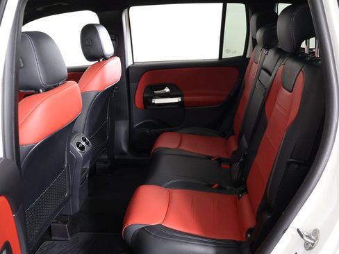 Used 2022 Mercedes-Benz GLB 35 AMG 4MATIC image 35