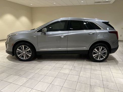 Certified 2024 Cadillac XT5 Premium Luxury w/ Technology Package FWD image 2