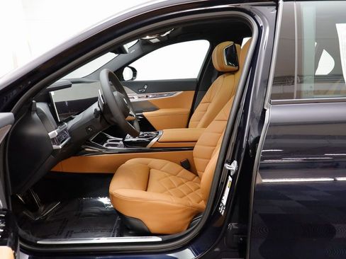 New 2026 BMW 740i xDrive image 5