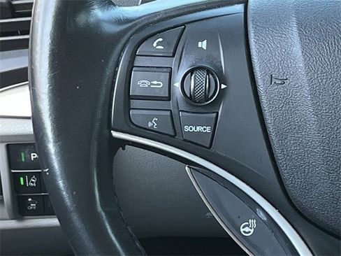Used 2018 Acura MDX FWD w/ Advance Package image 14