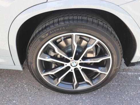 Used 2023 BMW X4 xDrive30i w/ M Sport Package image 23
