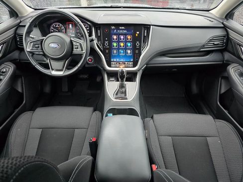 Used 2021 Subaru Outback Premium image 2