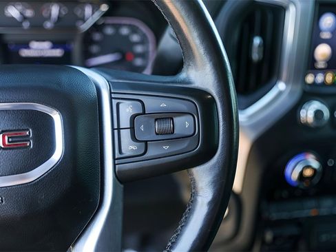 Used 2019 GMC Sierra 1500 SLT image 16