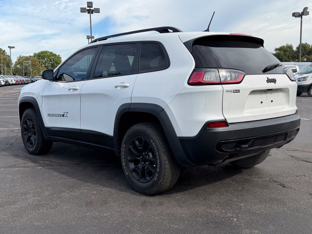 Used 2022 Jeep Cherokee Latitude w/ Sun & Sound Group AWD/4WD image 8