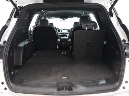 Used 2024 Buick Enclave Premium image 36