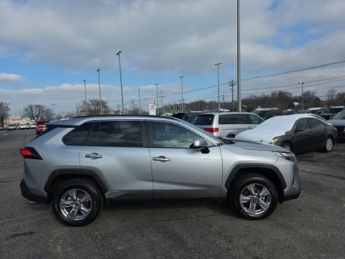 Certified 2025 Toyota RAV4 XLE image 3