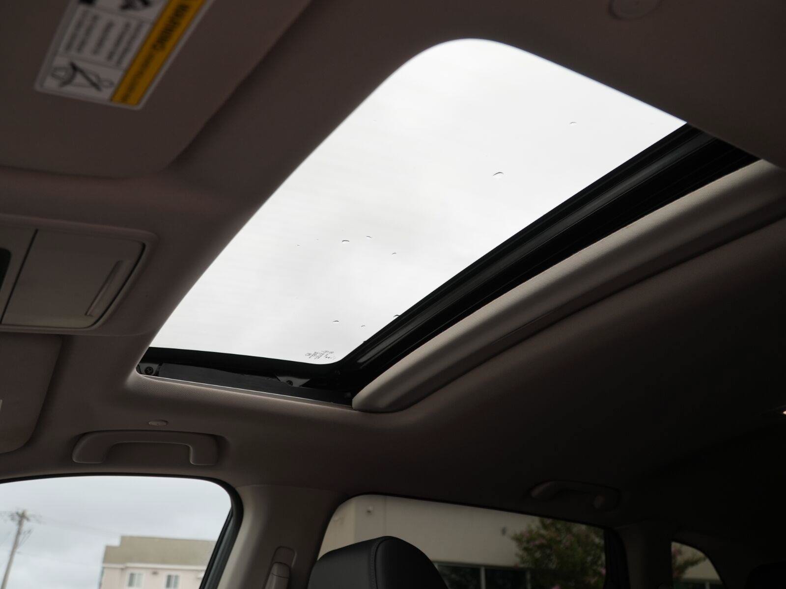 Used 2025 Honda CR-V EX-L image 9