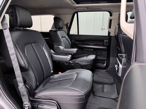 Used 2020 Ford Expedition Platinum RWD image 36