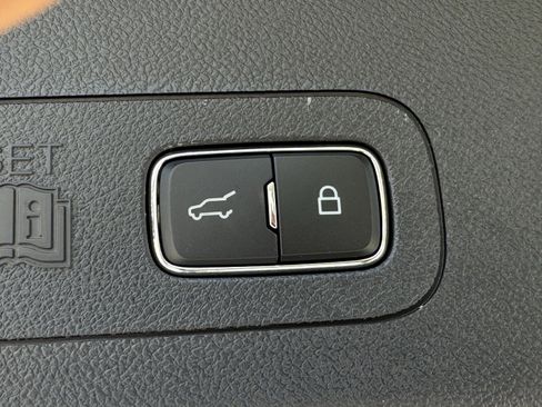 New 2026 Lincoln Aviator Reserve w/ Jet Appearance Package RWD image 30