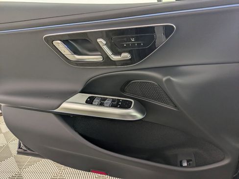 New 2026 Mercedes-Benz E 350 4MATIC Sedan image 17