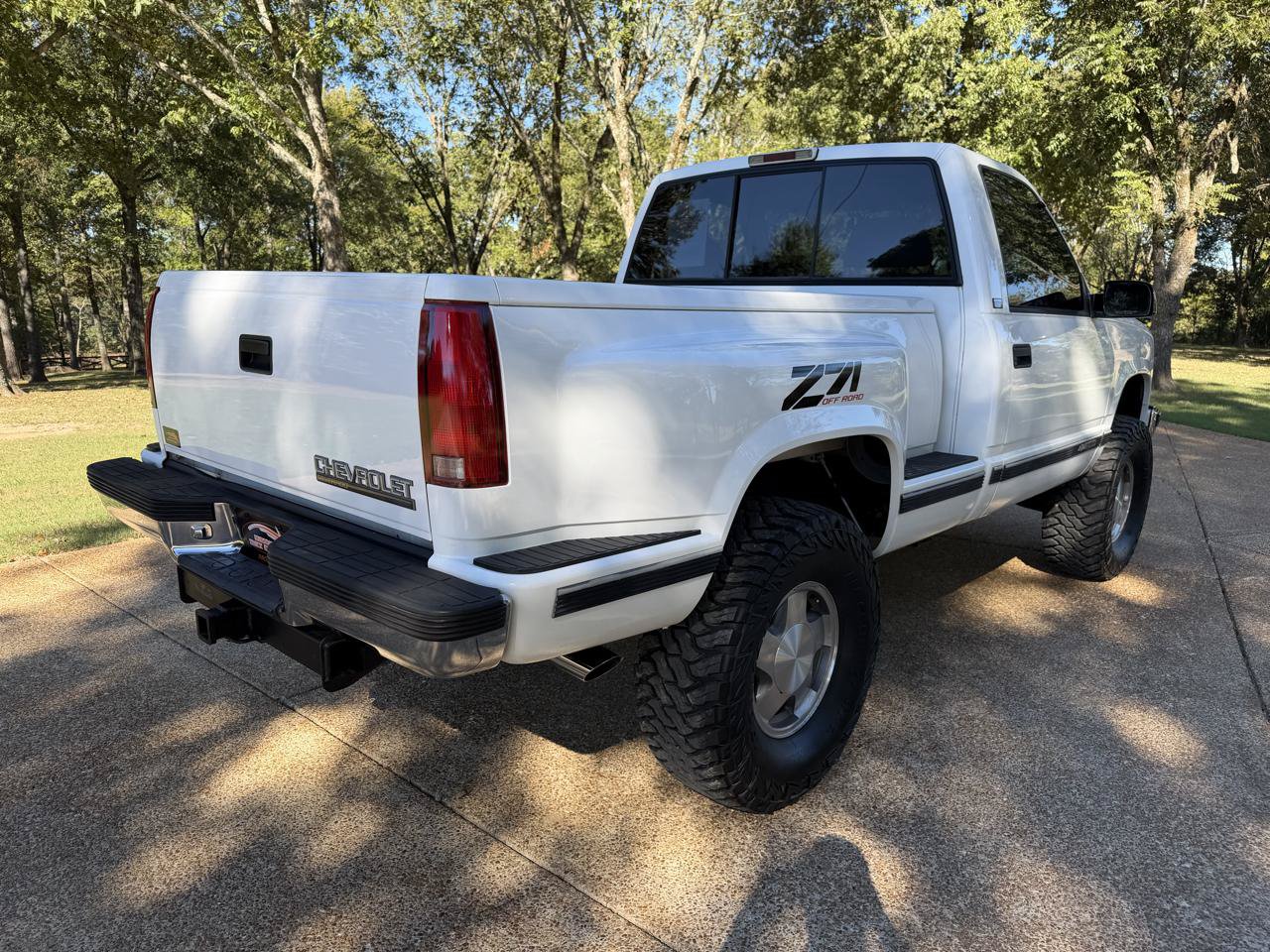 Used 1997 Chevrolet Silverado 1500 4x4 Regular Cab w/ Preferred Equipment Group 2 image 4