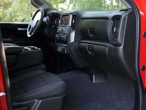 Used 2023 Chevrolet Silverado 1500 Custom AWD/4WD image 29