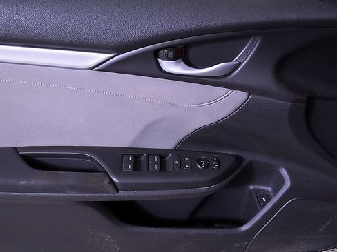 Used 2018 Honda Civic EX-T image 17