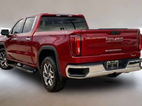 Used 2022 GMC Sierra 1500 SLT AWD/4WD image 13