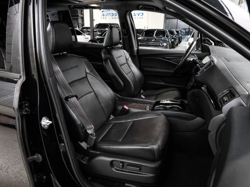 Used 2022 Honda Pilot Black Edition image 36