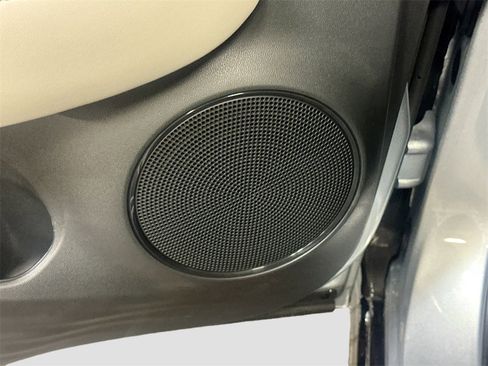 New 2026 Honda HR-V EX-L image 16