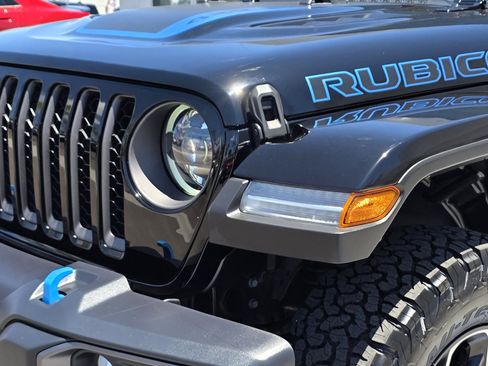 Used 2023 Jeep Wrangler Unlimited Rubicon 4xe AWD/4WD image 8