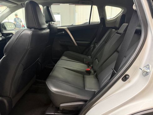 Used 2015 Toyota RAV4 Limited w/ Technology Package AWD/4WD image 13