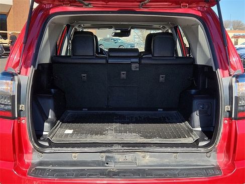 Used 2021 Toyota 4Runner SR5 Premium w/ Moonroof Package image 10