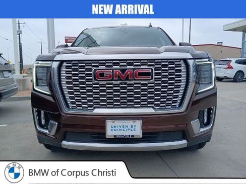 Used 2022 GMC Yukon Denali w/ Max Trailering Package RWD image 2