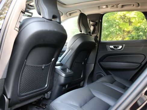 Used 2024 Volvo XC60 B5 Plus w/ Climate Package AWD/4WD image 15