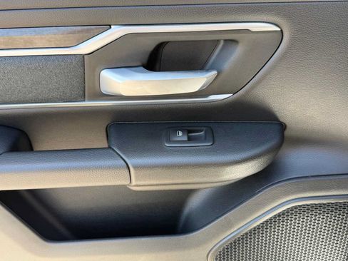 Used 2021 RAM 1500 Big Horn RWD image 22