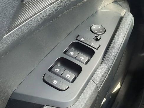 Used 2024 Kia Sportage LX image 26