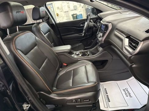 Used 2022 GMC Acadia AT4 w/ Technology Package AWD/4WD image 28