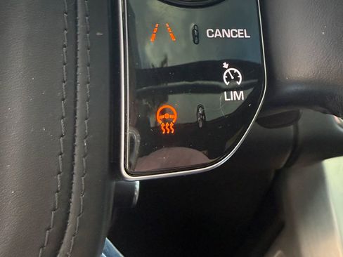 Used 2021 Land Rover Range Rover Westminster Edition image 32