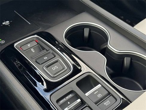 New 2026 Honda Pilot Touring image 19