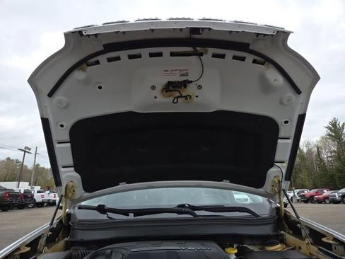 Used 2020 Jeep Cherokee Limited w/ Luxury Group AWD/4WD image 83