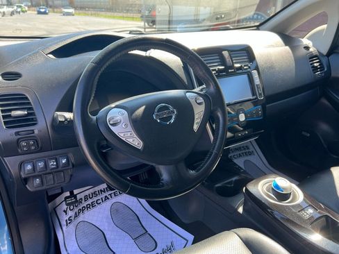 Used 2014 Nissan Leaf SL w/ Premium Package image 5