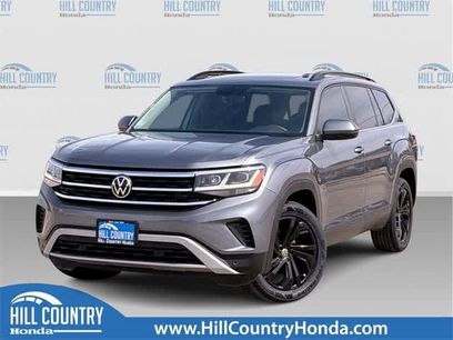 Used 2022 Volkswagen Atlas SE w/ Panoramic Sunroof Package