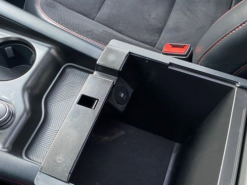 Certified 2025 Ford Explorer ST image 36