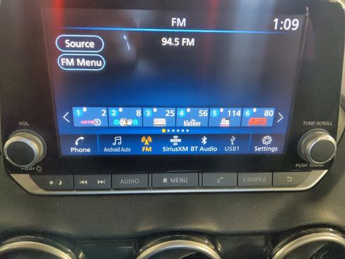 Used 2024 Nissan Sentra SV FWD image 25