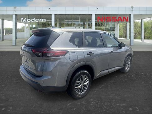 Certified 2024 Nissan Rogue S FWD image 5
