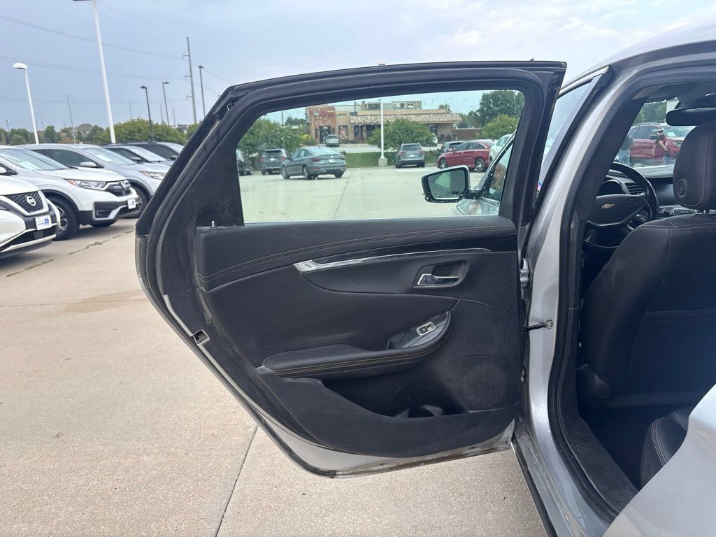 Used 2017 Chevrolet Impala LT w/ Leather Package FWD image 35