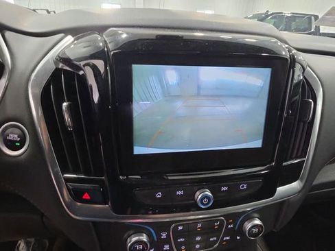Used 2019 Chevrolet Traverse LT AWD/4WD image 9