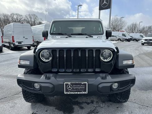 Used 2023 Jeep Wrangler Willys image 2