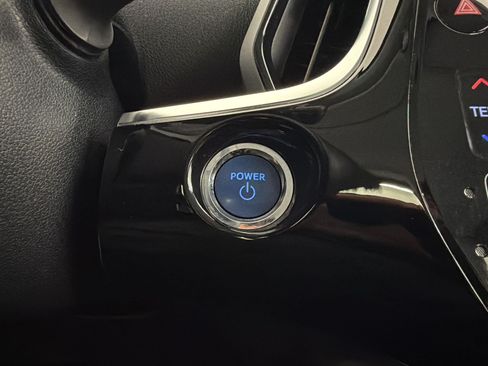 Used 2017 Toyota Prius Prime Advanced FWD image 27