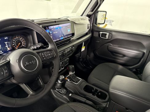 New 2025 Jeep Wrangler Sport S image 27