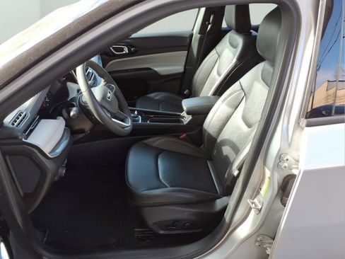 Used 2025 Jeep Compass Limited AWD/4WD image 24