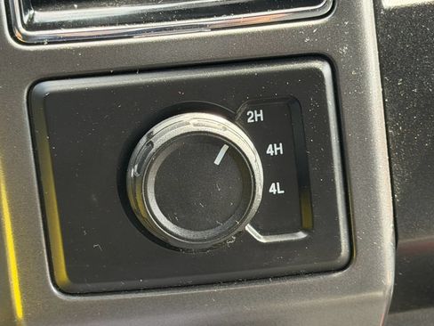 Used 2019 Ford F150 XLT AWD/4WD image 30