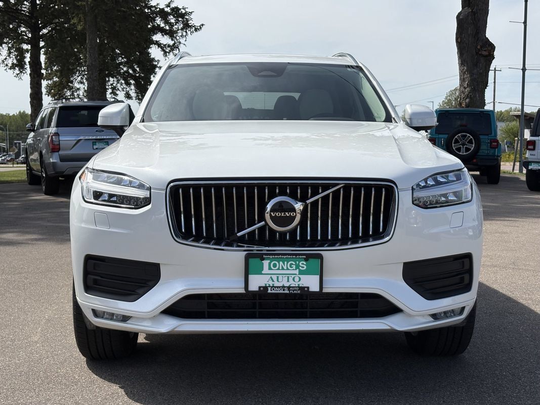 Used 2023 Volvo XC90 B5 Core AWD/4WD image 3