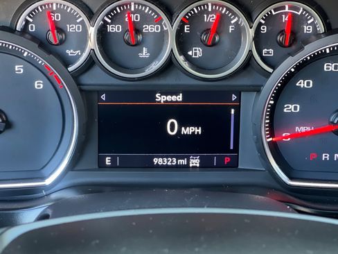 Used 2020 Chevrolet Silverado 1500 LT w/ All-Star Edition image 25