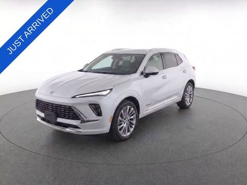 Used 2025 Buick Envision Avenir AWD/4WD image 16