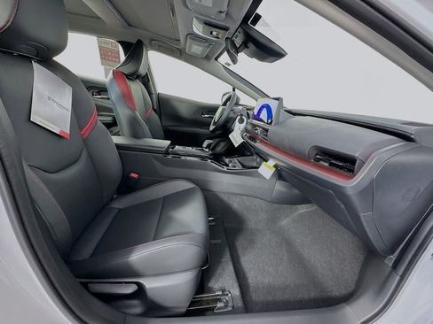 New 2026 Toyota Prius Plug-In Hybrid image 27