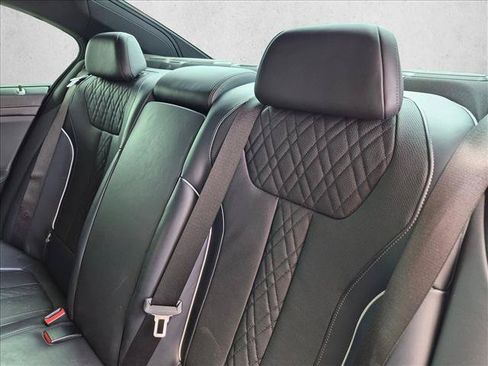 Used 2017 BMW 740i RWD image 14