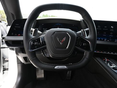 Used 2026 Chevrolet Corvette Z06 w/ Stealth Interior Trim Package RWD image 11